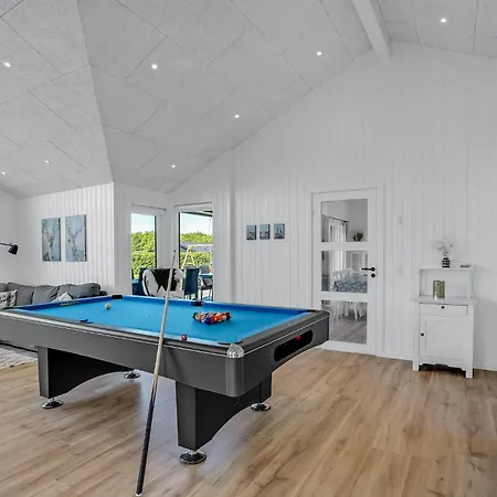 Stunning In With Five Bedrooms And Wifi Σπίτι διακοπών Hadsund