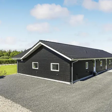 Stunning In With Five Bedrooms And Wifi *